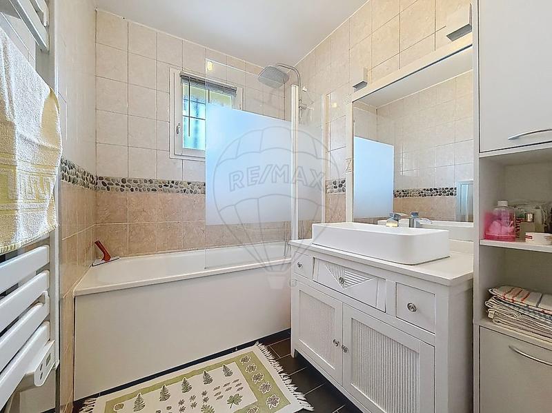 Maison - 117 m² - 6 pièces