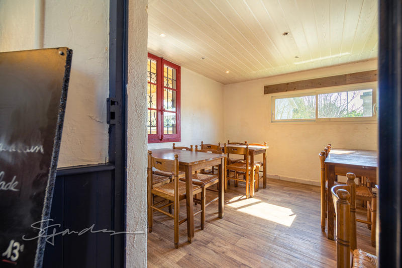 Fonds de commerce - 181 m²