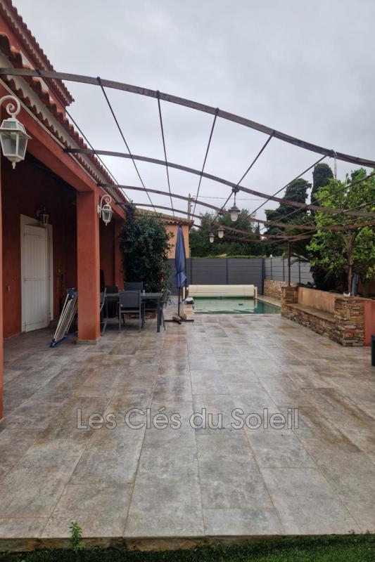 Villa - 116 m² - 6 pièces