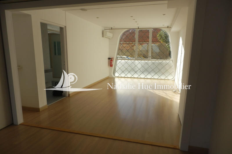 Local commercial - 77 m²