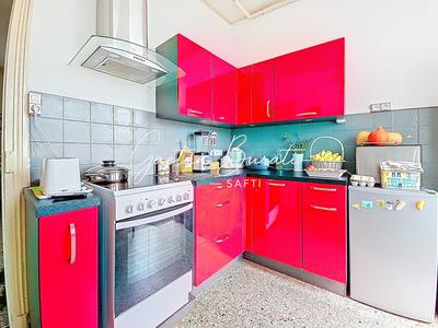 Maison - 85 m² - 5 pièces