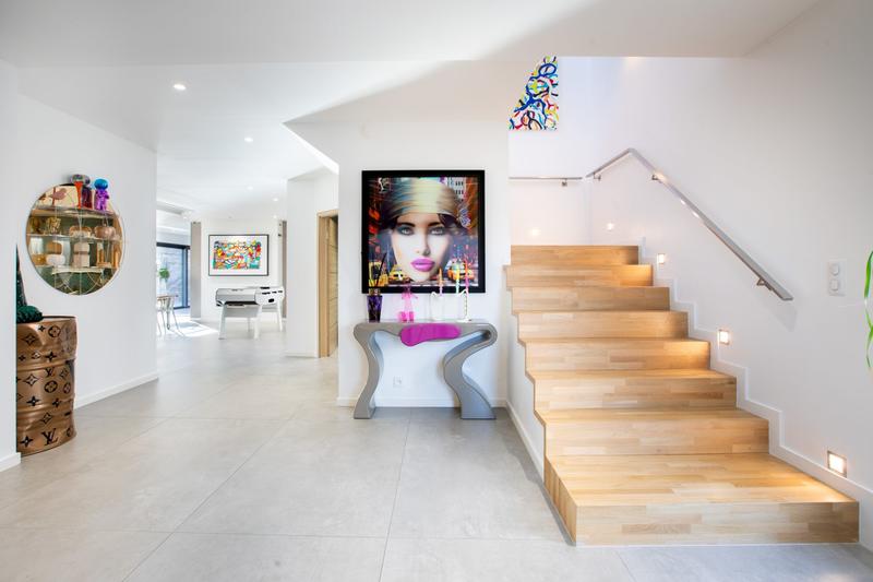 Villa - 318 m² - 9 pièces