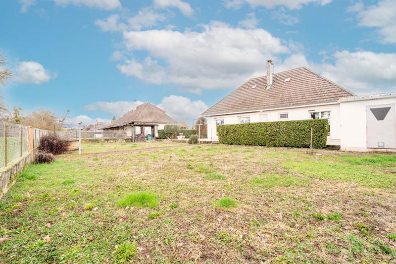 Maison - 95 m² - 4 pièces