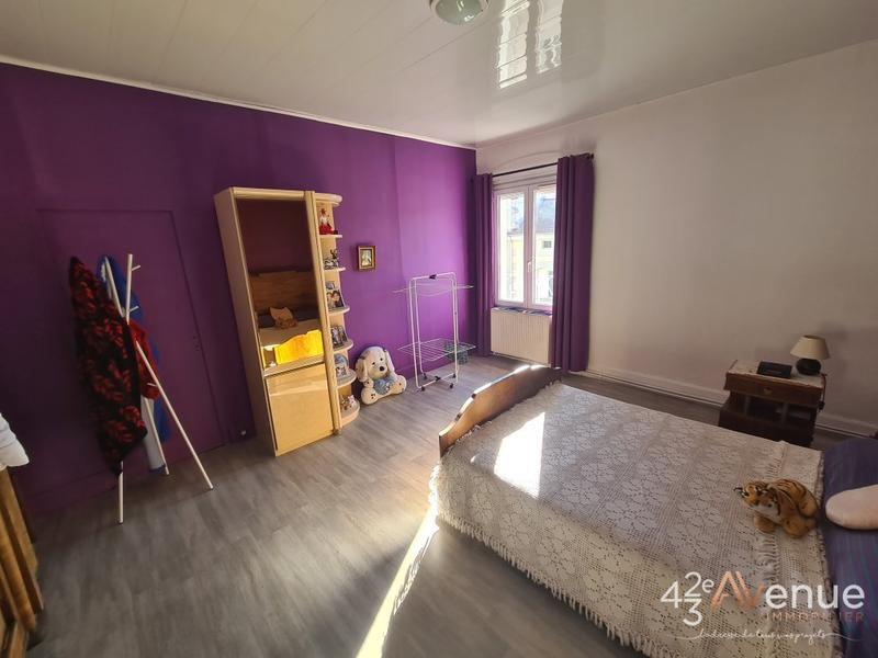 Immeuble - 250 m² - 4 pièces