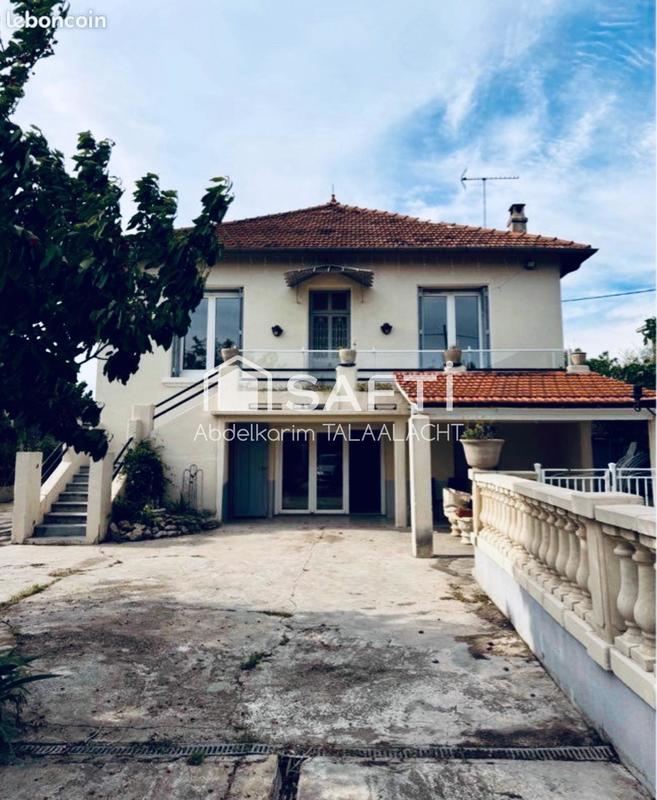 Maison - 181 m² - 7 pièces