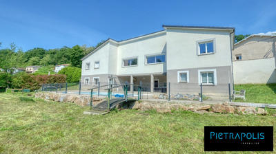 Maison contemporaine - 182 m² - 6 pièces