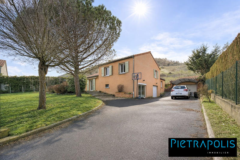 Maison ancienne - 157 m² - 4 pièces