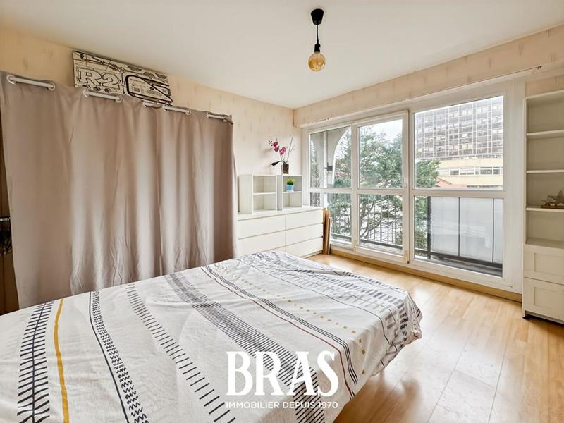 Appartement - 85 m² - 4 pièces