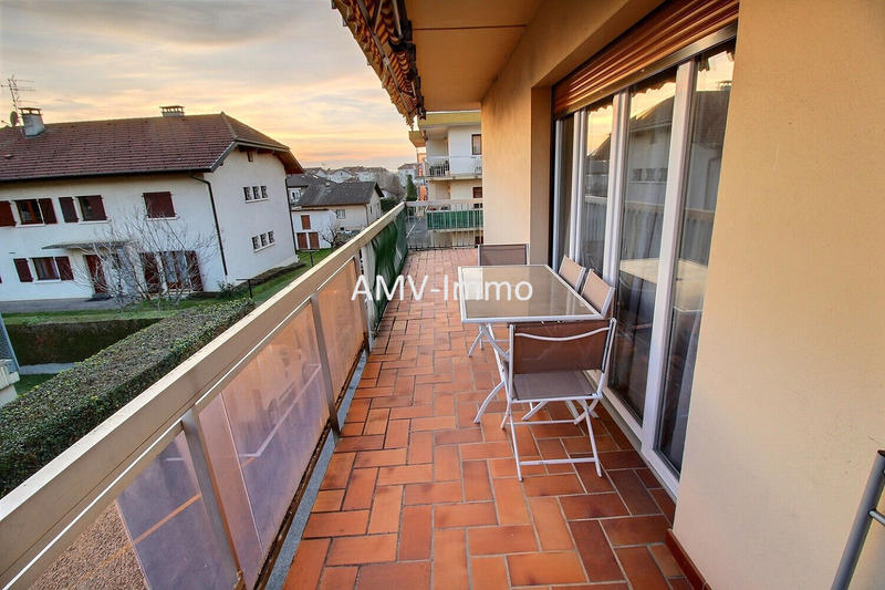 Appartement - 72 m² - 3 pièces