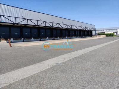 Local d'activités - 6 704 m²