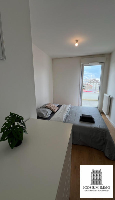 Appartement - 80 m² - 4 pièces