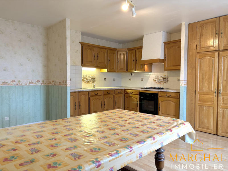 Appartement - 100 m² - 4 pièces