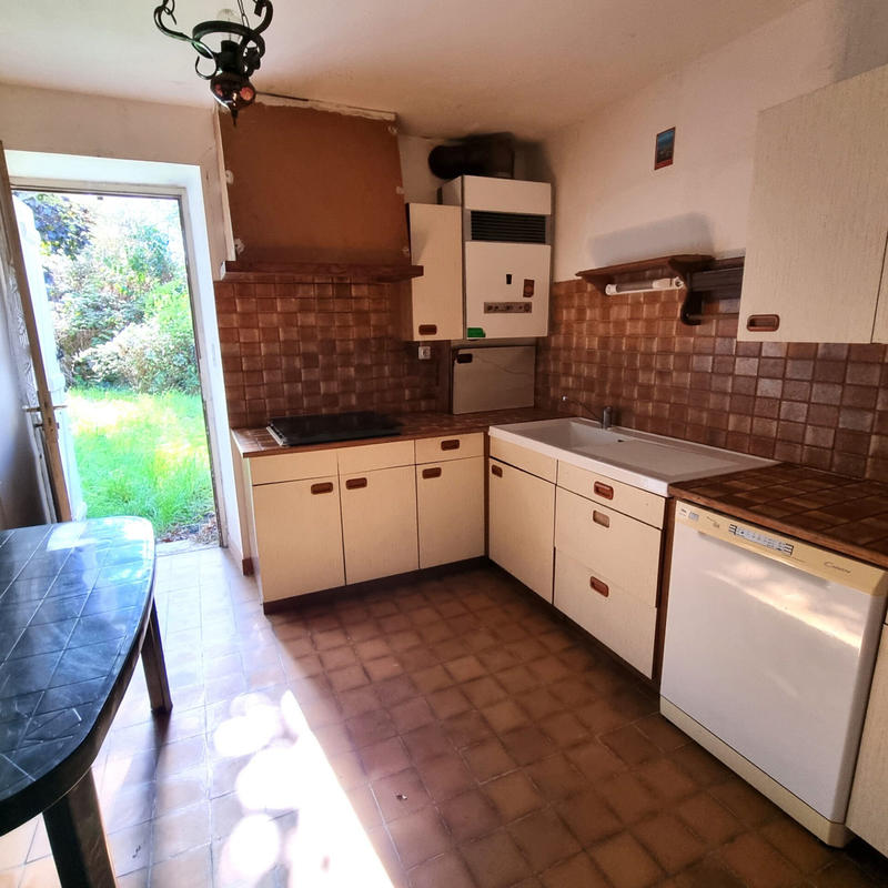 Maison - 96 m² - 3 pièces