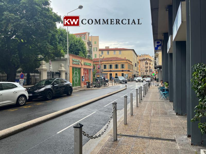 Fonds de commerce - Magasins - 36 m²