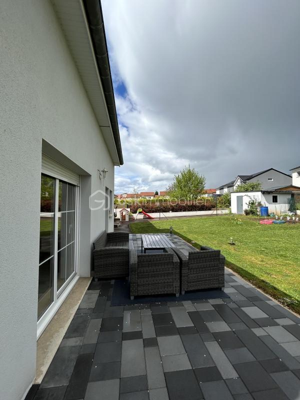 Maison - 157 m² - 8 pièces