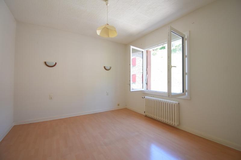 Maison - 234 m² - 8 pièces