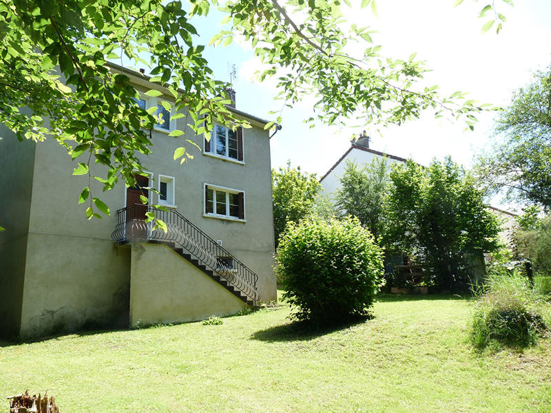 Maison - 95 m² - 5 pièces