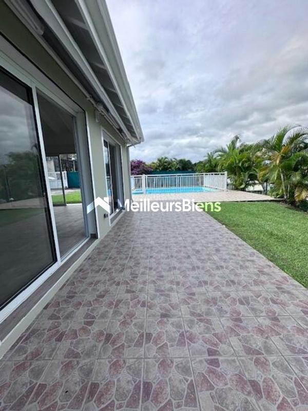 Villa - 160 m² - 5 pièces