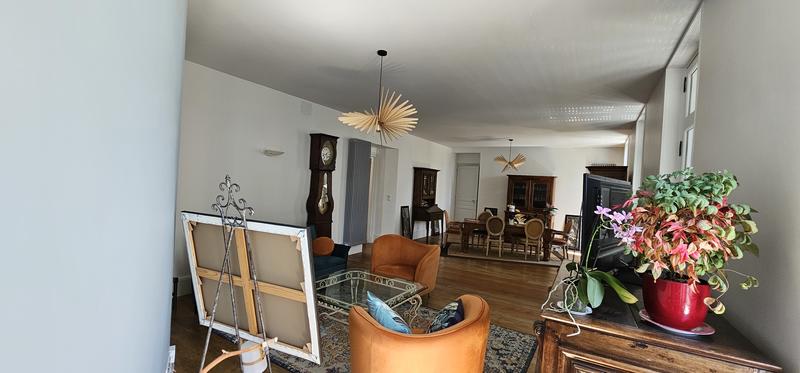 Appartement - 120 m² - 4 pièces