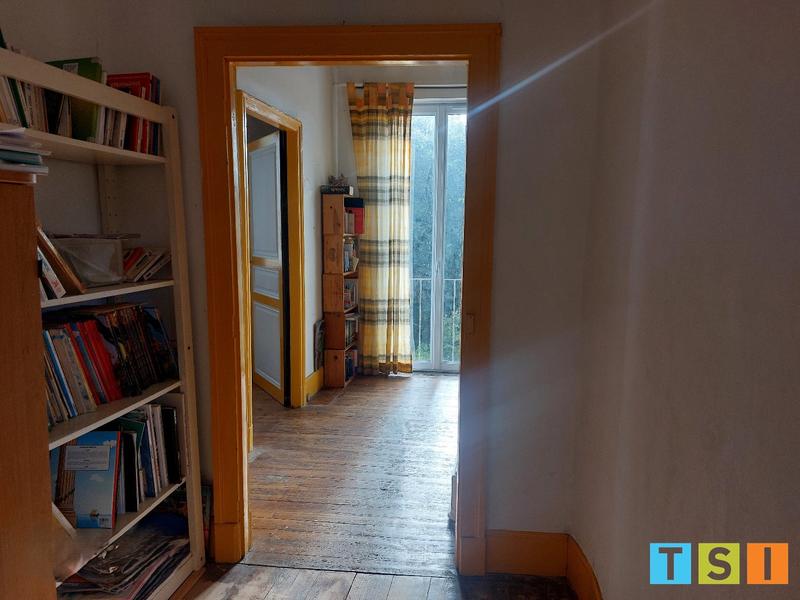 Maison - 210 m² - 6 pièces