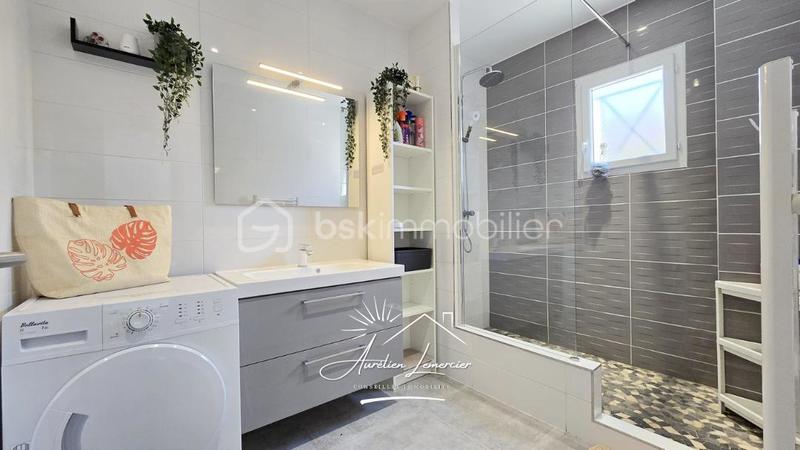 Villa - 180 m² - 6 pièces