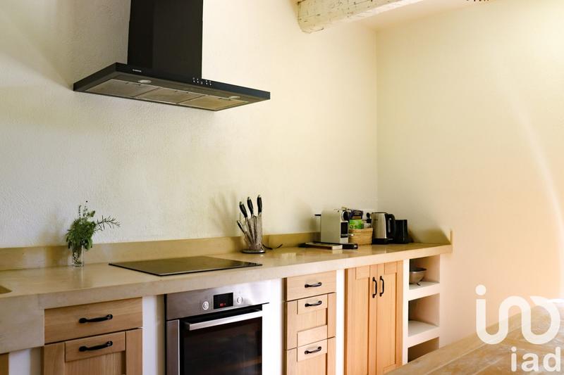 Maison - 220 m² - 10 pièces