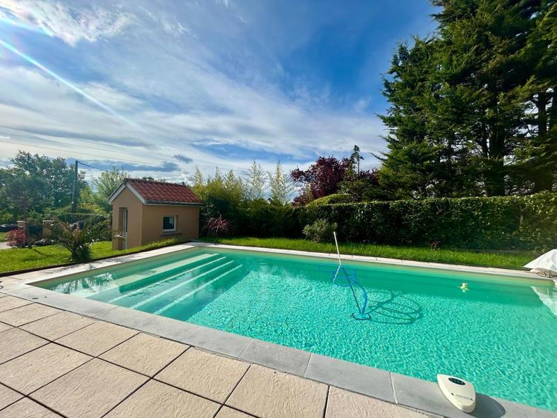 Maison - 153 m² - 7 pièces