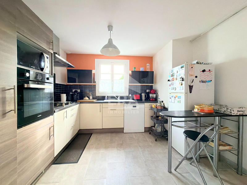 Maison - 102 m² - 6 pièces