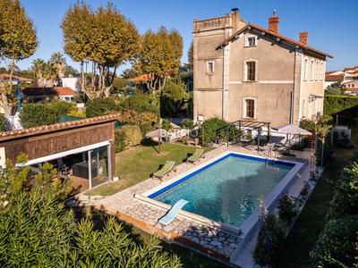 Maison - 224 m² - 7 pièces