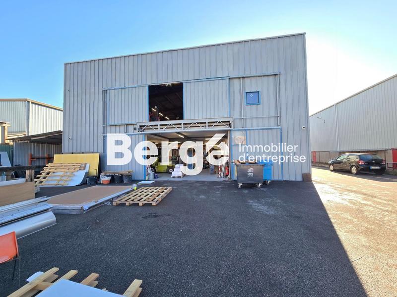 Entrepôt - 560 m²