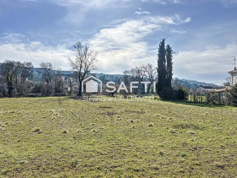Terrain - 2 390 m²