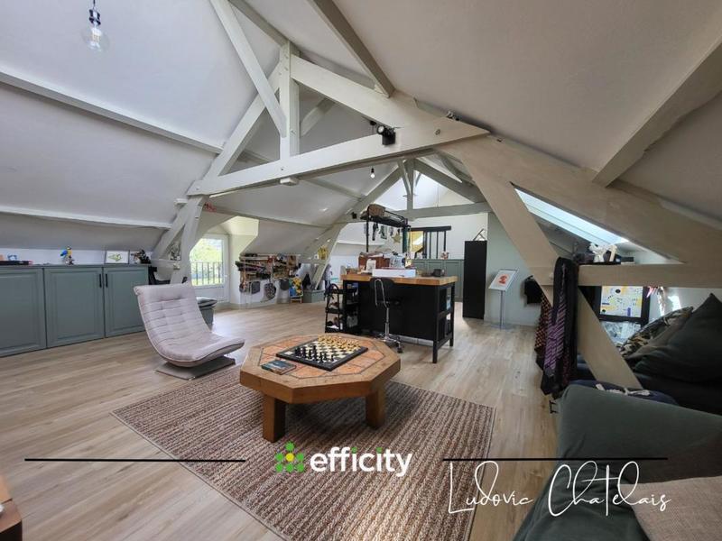 Maison - 395 m² - 7 pièces