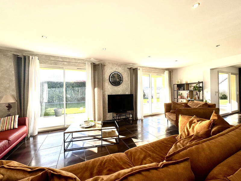 Maison - 150 m² - 5 pièces