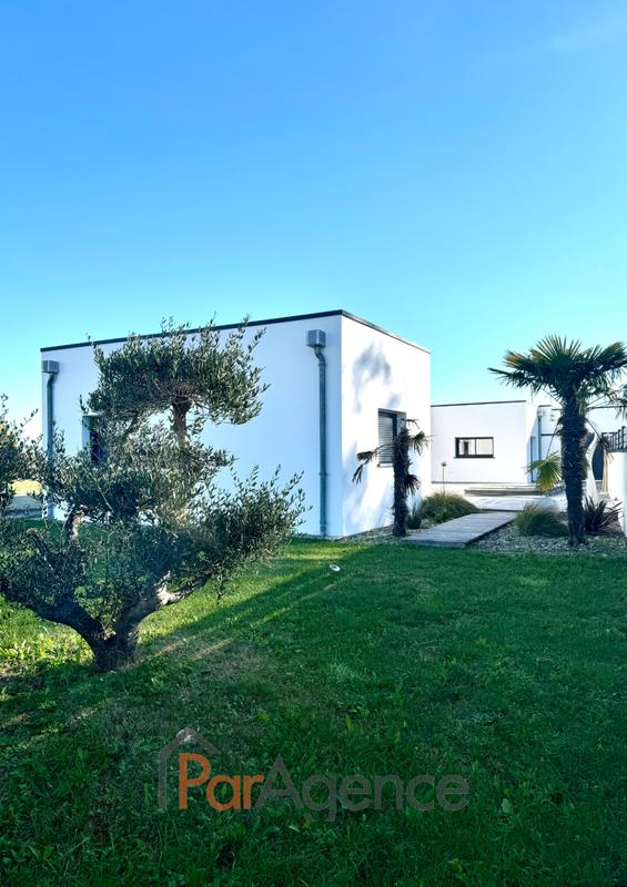 Maison - 152 m² - 5 pièces