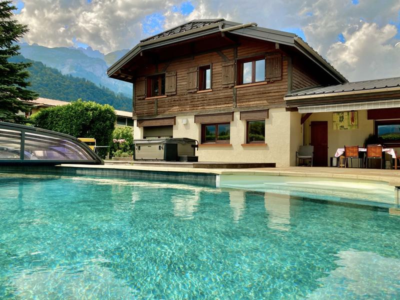 Châlet - 192 m² - 7 pièces