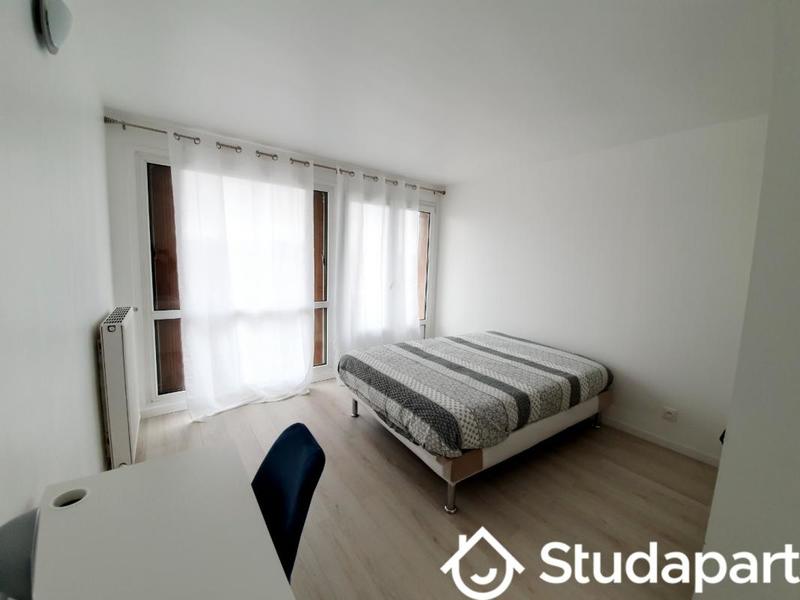 Chambre - 12 m² - 1 pièce