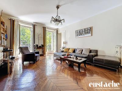 Appartement - 134 m² - 6 pièces