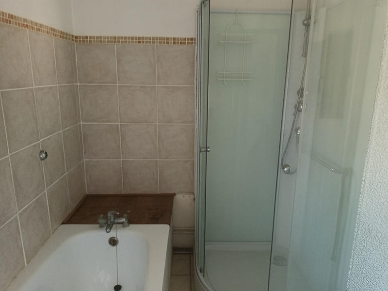 Maison - 220 m² - 8 pièces