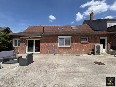 Maison - 150 m² - 7 pièces