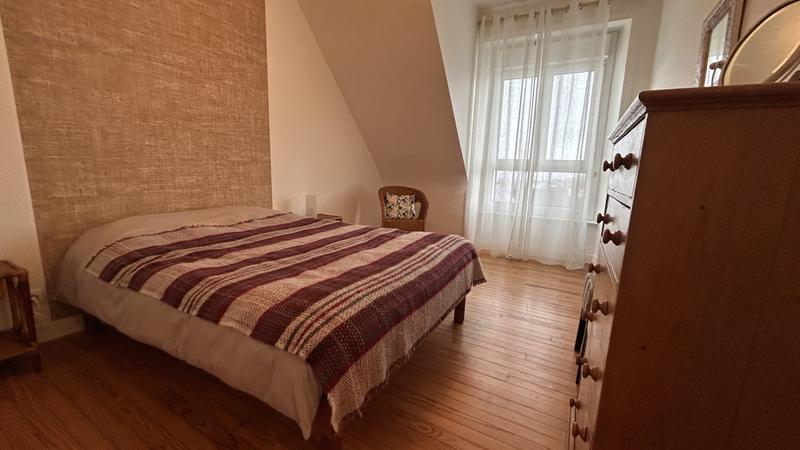 Maison - 205 m² - 7 pièces