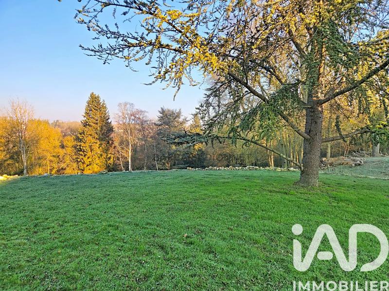 Maison - 215 m² - 8 pièces