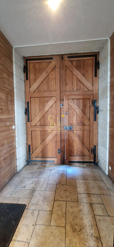 Maison - 210 m² - 5 pièces