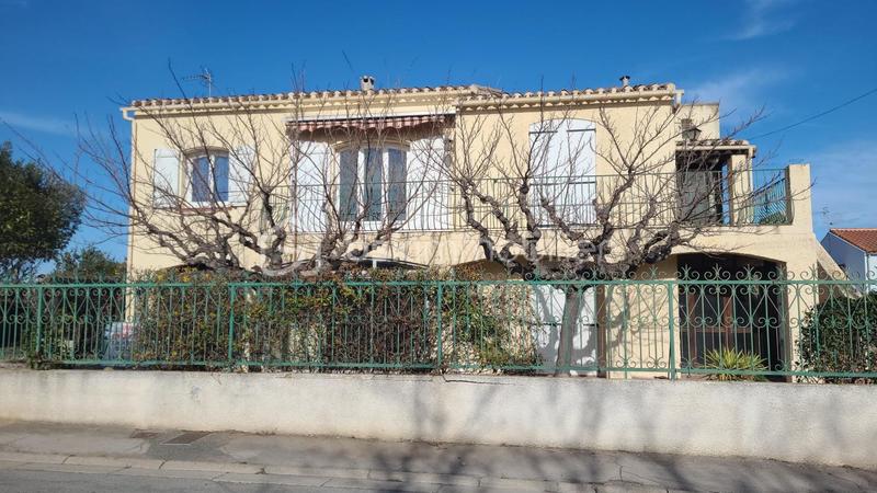 Propriété - 166 m² - 6 pièces