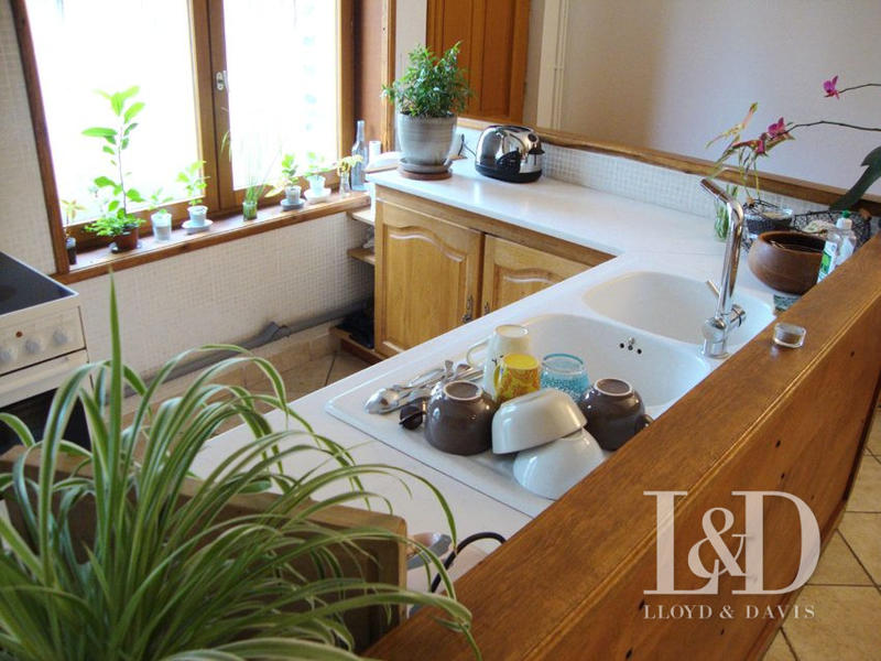 Maison - 224 m² - 9 pièces