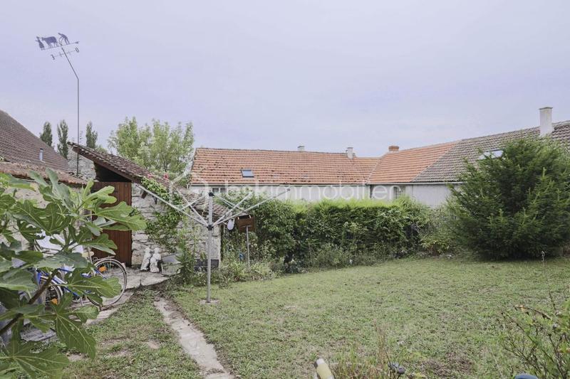 Maison - 96 m² - 5 pièces
