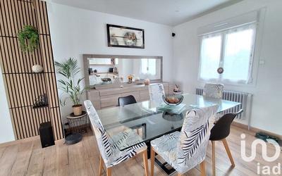 Maison - 100 m² - 6 pièces