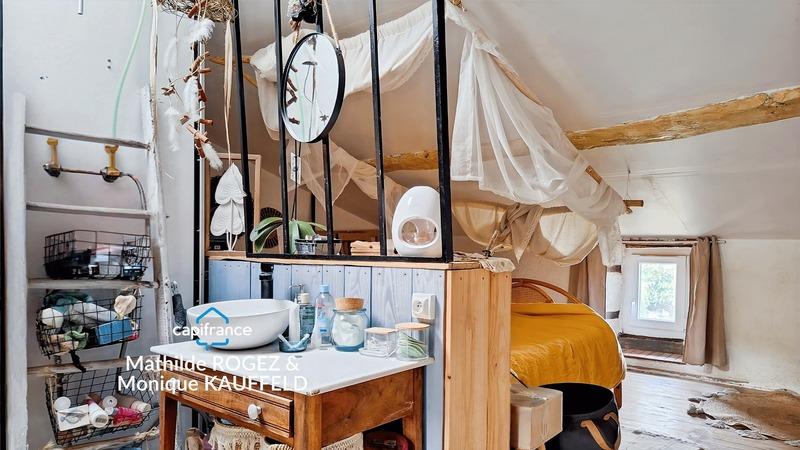 Maison - 95 m² - 4 pièces