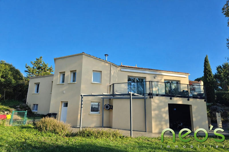 Maison - 148 m² - 6 pièces