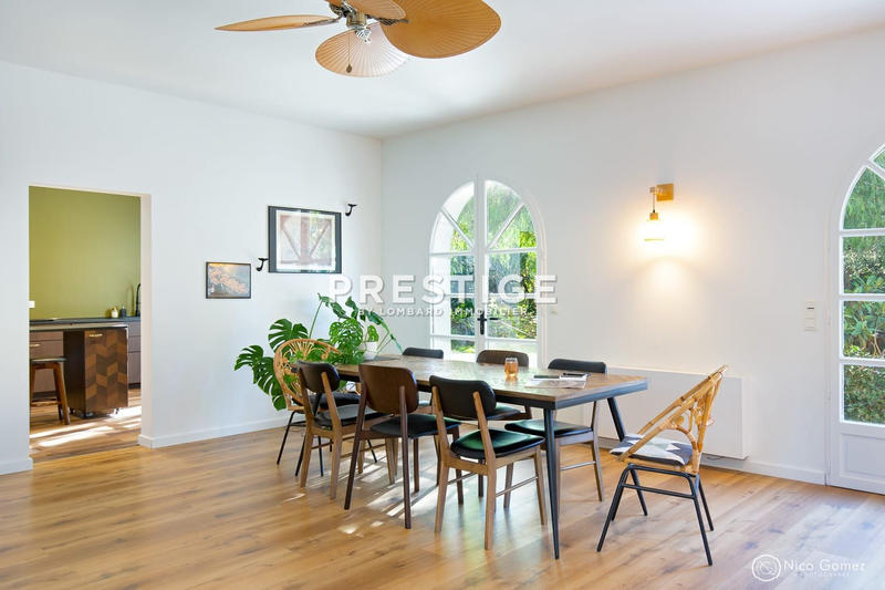 Bastide - 294 m² - 6 pièces