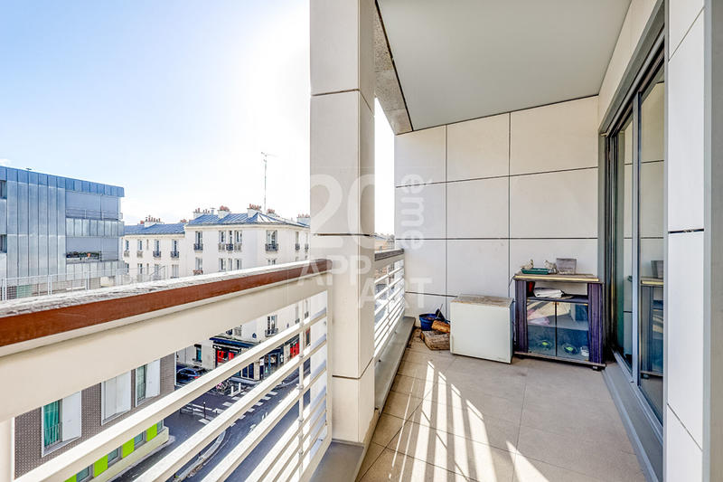 Appartement - 93 m² - 4 pièces